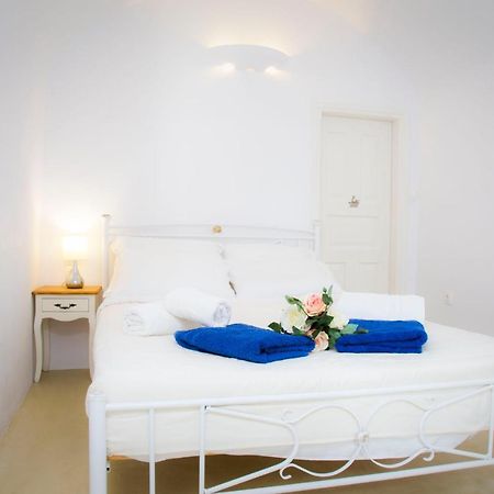 Linos Suites Emporio  Exterior foto
